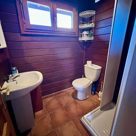 El Paraiso シャレー マンザネラ